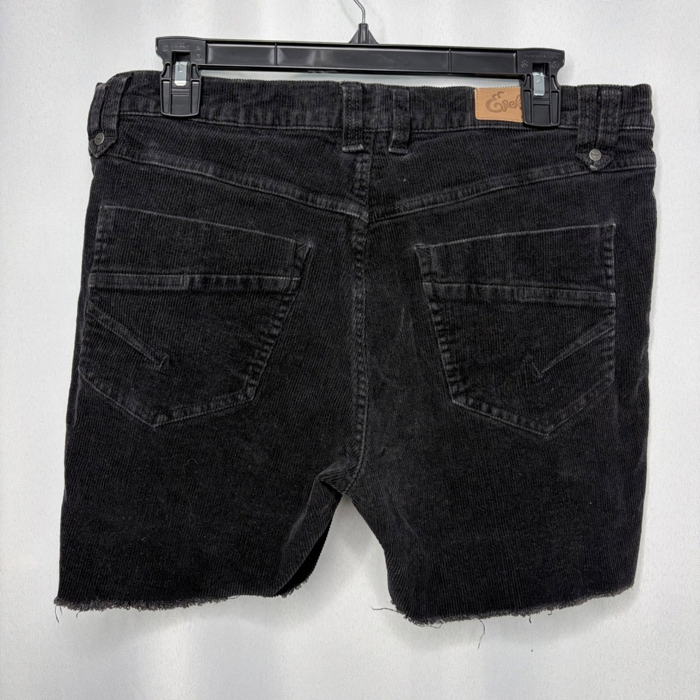 Ezekiel EZ Rider Mens Black Corduroy Cut-Off Shorts Size 34 Slim Fit‎ 90s Y2K - Picture 2 of 10
